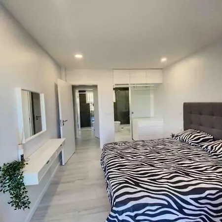 Apartment Eldorado Jardim Open View 5 Minutes Foot *